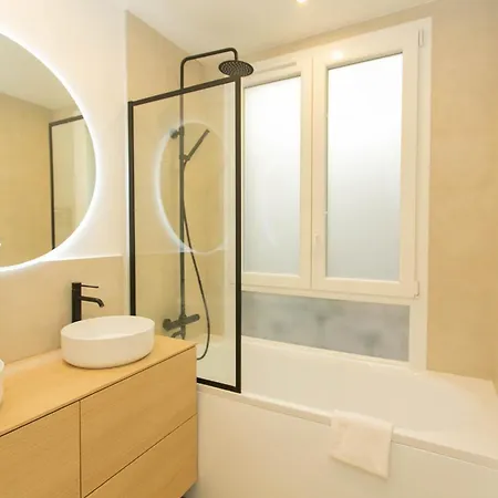 Appartamento Bnbnova - Haussmann - 2br Near Champs-elysees Parigi